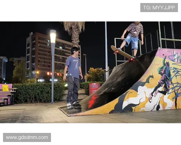 滑板技术实力榜单权威发布引领滑板运动新风潮与未来发展趋势 滑板技术实力榜单权威发布引领滑板运动新风潮与未来发展趋势