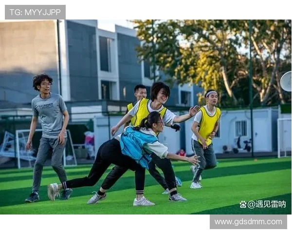 西安飞盘队的蜕变与挑战：从滑板赛场到世界舞台的奋斗历程