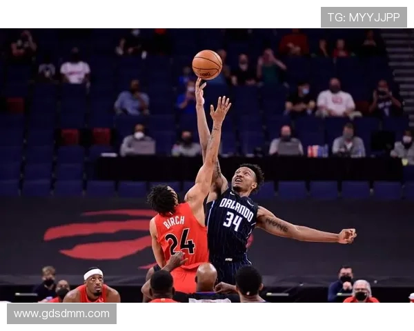 2017年NBA小牛与活塞激战回顾精彩瞬间与赛季影响分析