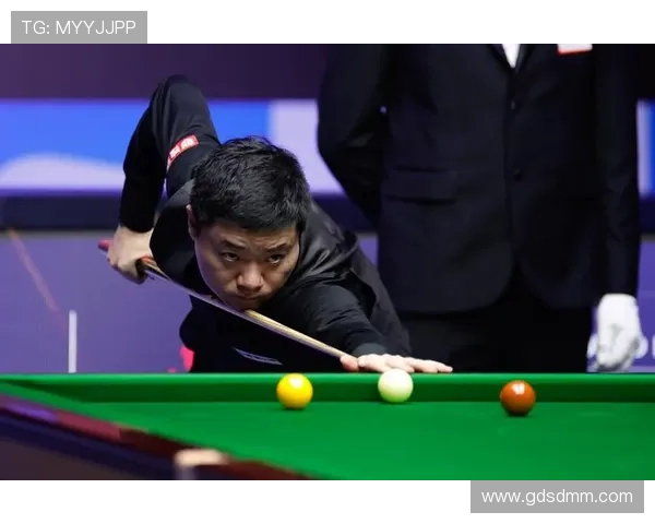 丁俊晖与莱恩斯巅峰对决谁将成为斯诺克新王者