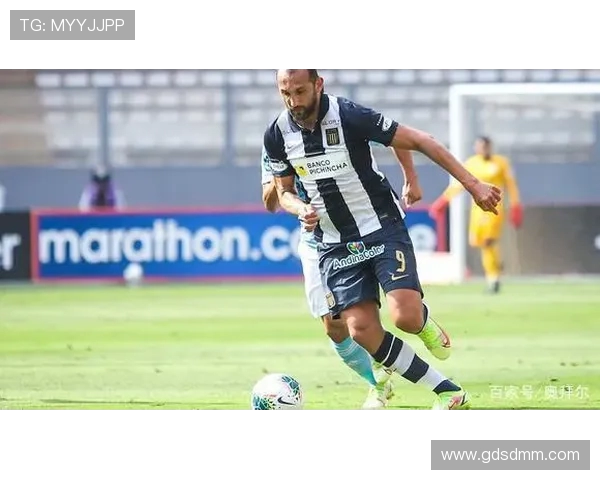 利马联盟队迎战巴西国际展现南美足球魅力与激情的较量 利马联盟队迎战巴西国际展现南美足球魅力与激情的较量