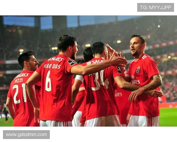 格罗兹尼与莫斯科的对决:历史文化与足球的交汇点 格罗兹尼与莫斯科的对决:历史文化与足球的交汇点