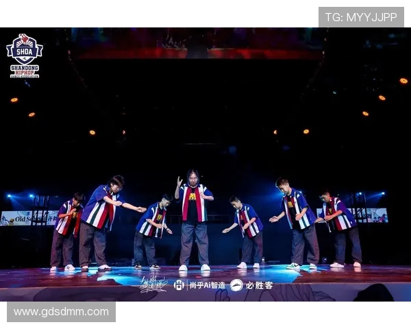 重庆街舞队在世界街舞大赛中展现灵活性与创意的精彩表现分析 重庆街舞队在世界街舞大赛中展现灵活性与创意的精彩表现分析