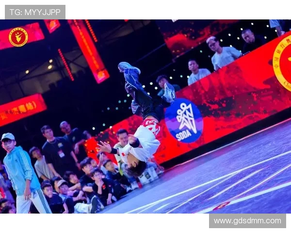 聚焦街舞文化探讨北京街舞队战术与风格的创新与发展 聚焦街舞文化探讨北京街舞队战术与风格的创新与发展