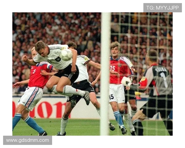 重庆足球队阵地战战术解析与未来发展展望