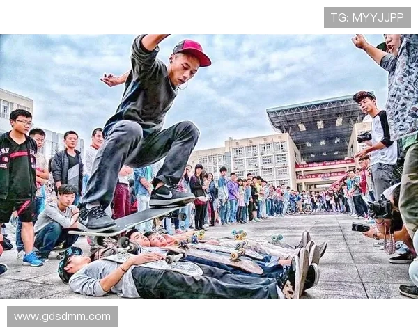 广州滑板队的成长之路：极限运动联赛背后的奋斗与梦想